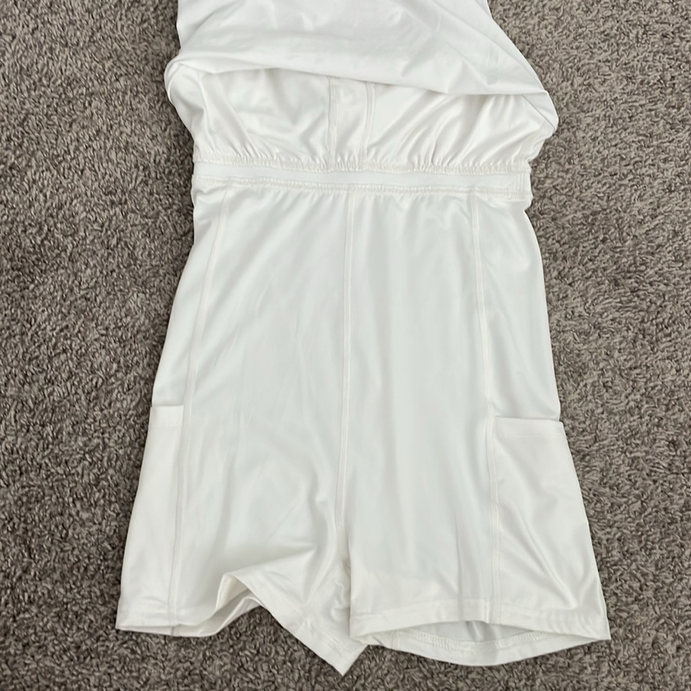 Active Dress- Built in Shorts with Pockets and adjustable straps🌼 - Picture 2 of 5